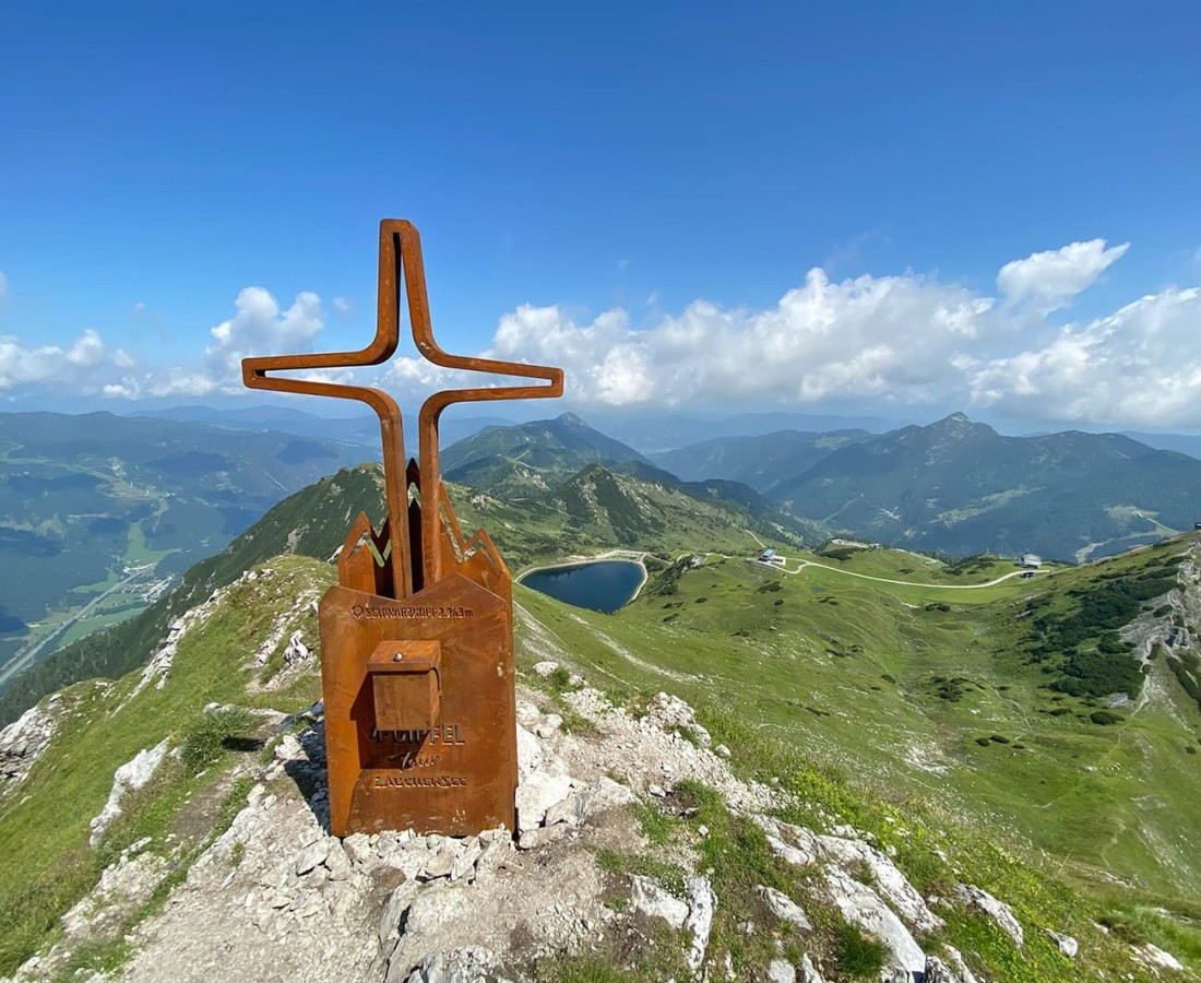 4-Gipfel-Tour in Zauchensee mit dem Schwarzkopf Gipfelkreuz