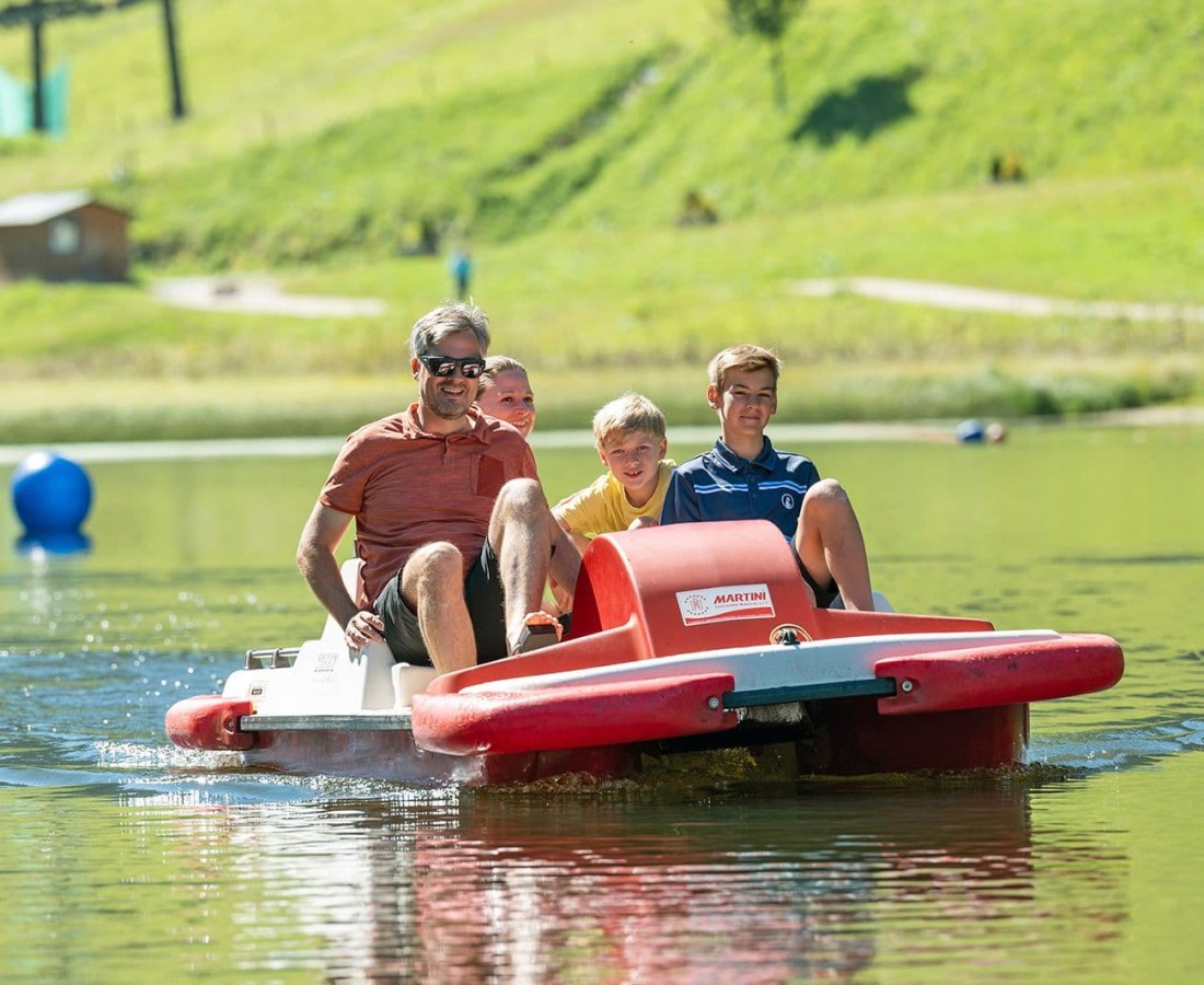 Tretbootfahren am Zauchensee