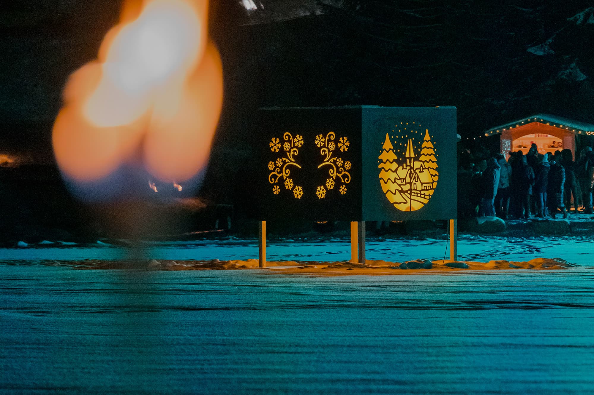 Christmas spirit at the Mountain Lake Advent during your winter holiday in Altenmarkt-Zauchensee