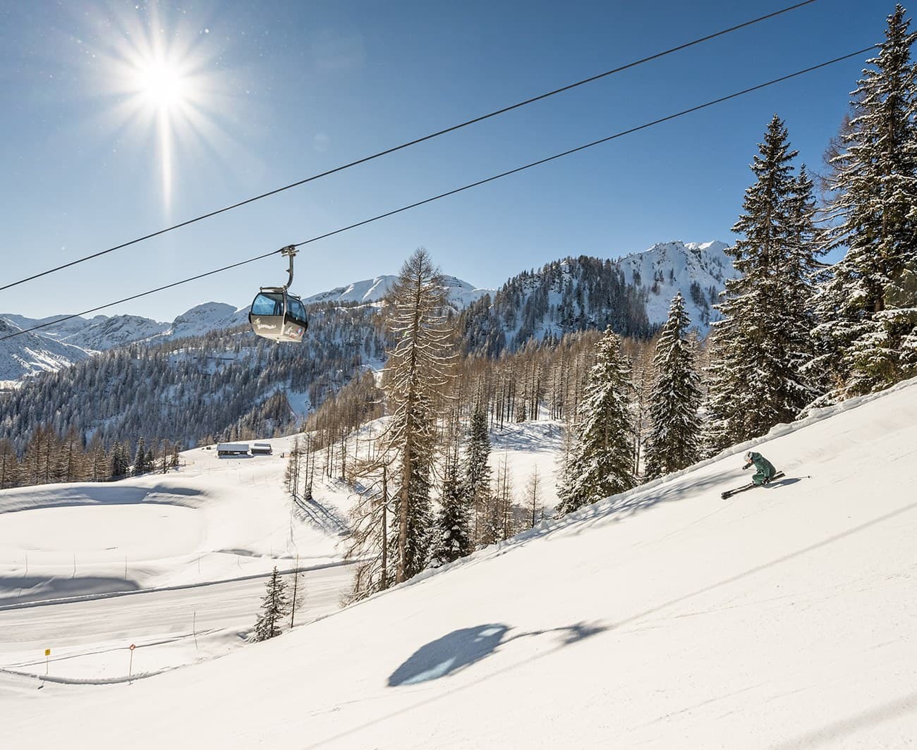 Skiing on perfectly prepared slopes in Zauchensee